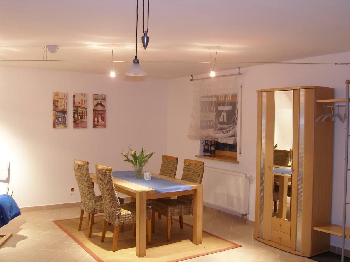 Ferienwohnung Stettfeld Exteriér fotografie
